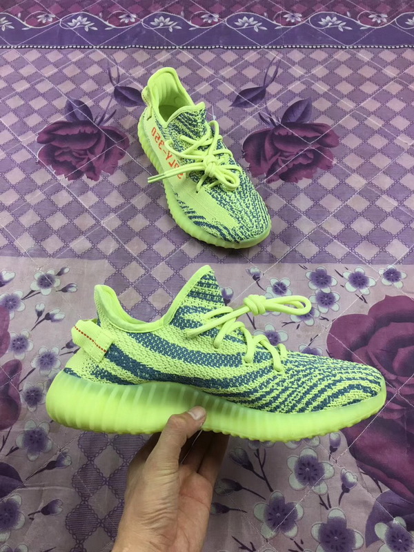 Super Max C4 Yeezy 350 V2 Boost “Semi Frozen”